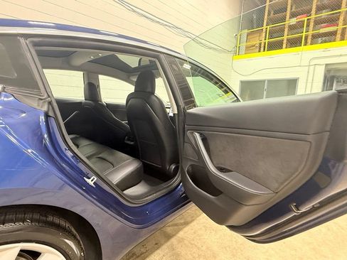 Used 2019 Tesla Model 3 Standard Range Plus RWD image 40