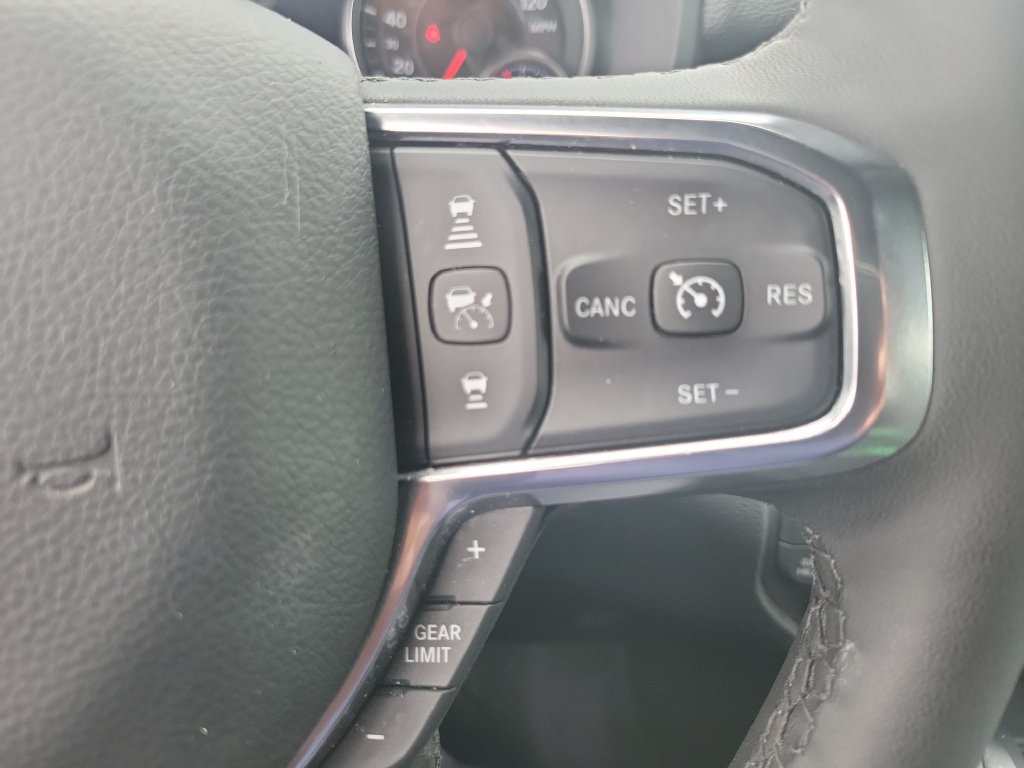 Used 2026 RAM 1500 Laramie AWD/4WD image 29