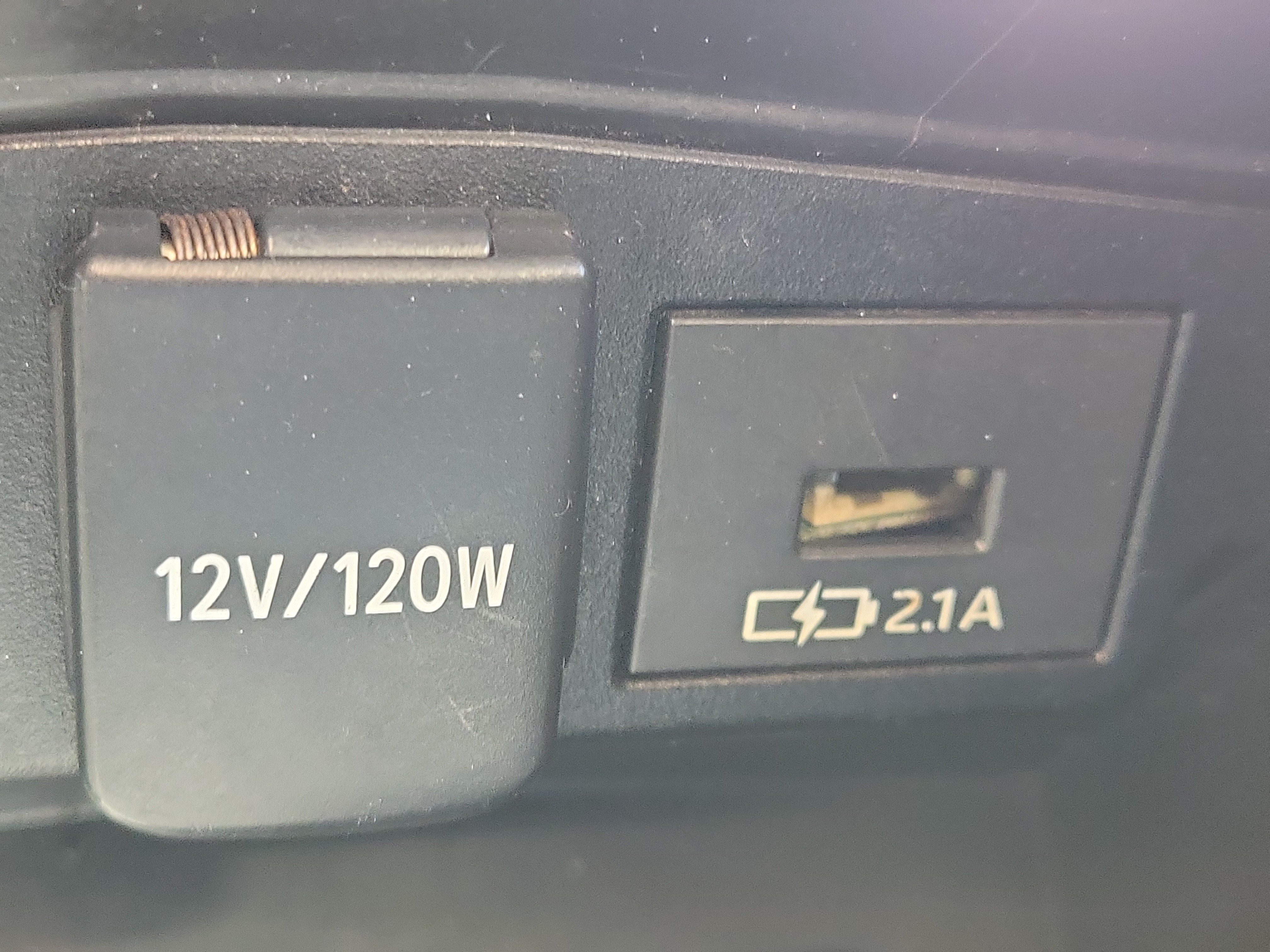 Used 2020 Toyota Corolla SE FWD image 30