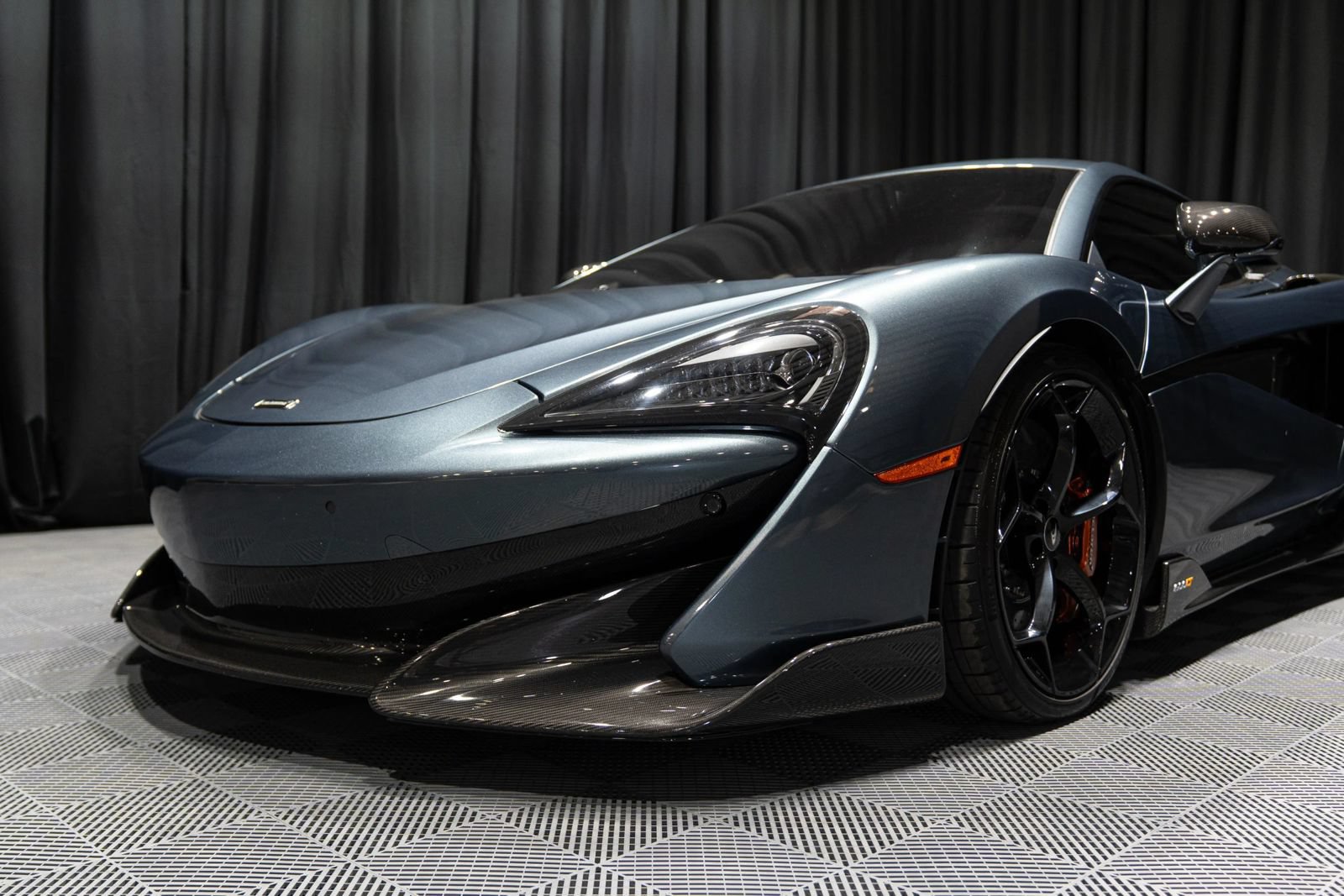 Used 2019 McLaren 600LT RWD image 9