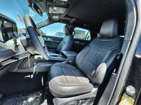 New 2026 Ford Explorer ST-Line w/ ST-Line Street Pack AWD/4WD image 21