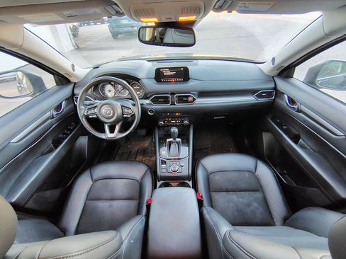Used 2019 MAZDA CX-5 Touring image 3