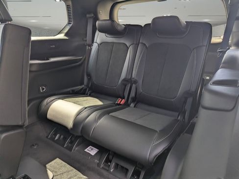 New 2026 Jeep Grand Cherokee L 4WD image 7