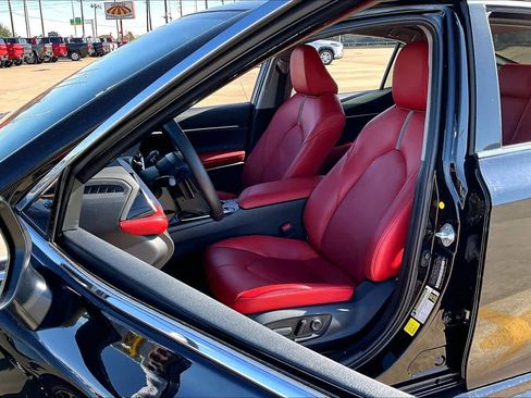 Used 2023 Toyota Camry XSE w/ Cold Weather Package image 7