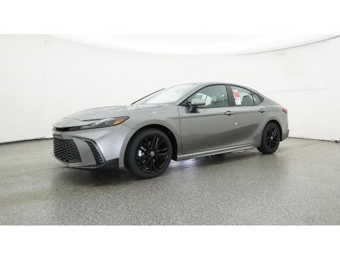 Used 2026 Toyota Camry SE w/ Convenience Package FWD image 17