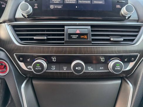 Used 2022 Honda Accord Touring image 28