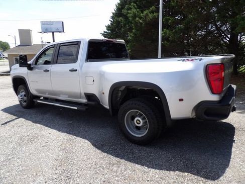 Used 2020 Chevrolet Silverado 3500 W/T w/ Gooseneck/5TH Wheel Package AWD/4WD image 3
