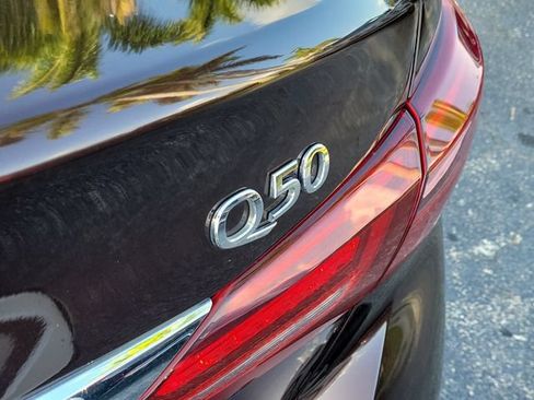 Used 2020 INFINITI Q50 Luxe w/ Cargo Package RWD image 6