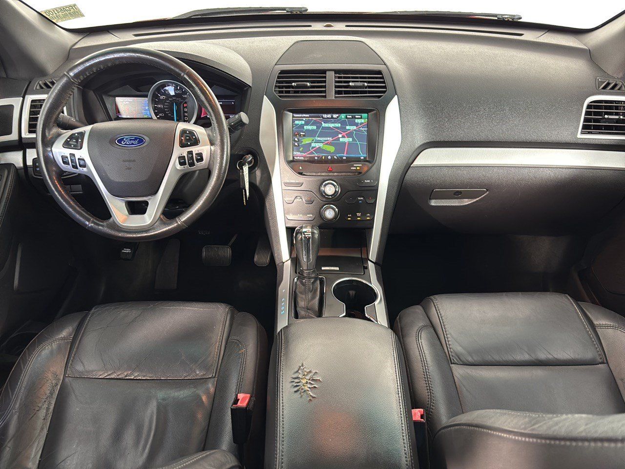 Used 2015 Ford Explorer XLT w/ Equipment Group 202A FWD image 17
