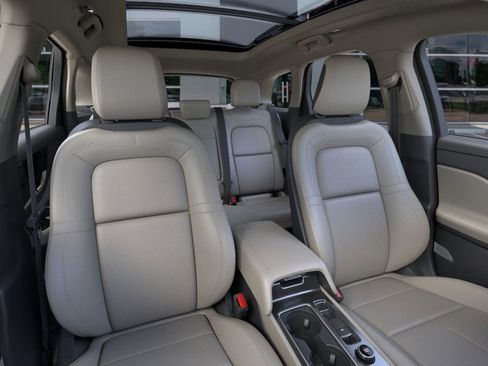 New 2026 Lincoln Corsair Grand Touring image 10