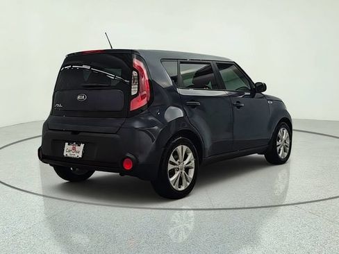 Used 2015 Kia Soul + FWD image 6
