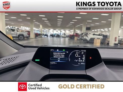 Certified 2025 Toyota Prius XLE FWD image 14