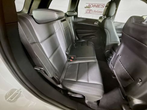 Used 2020 Jeep Grand Cherokee Limited image 31