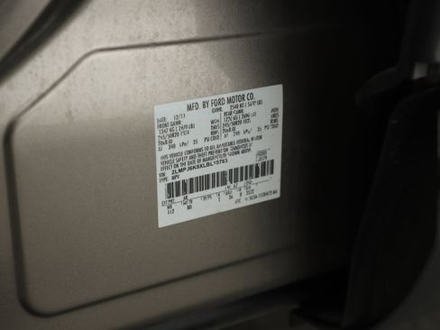 Used 2020 Lincoln Nautilus Reserve w/ Equipment Group 201A image 15