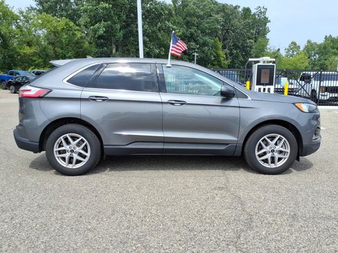 Used 2023 Ford Edge SEL w/ Convenience Package AWD/4WD image 9
