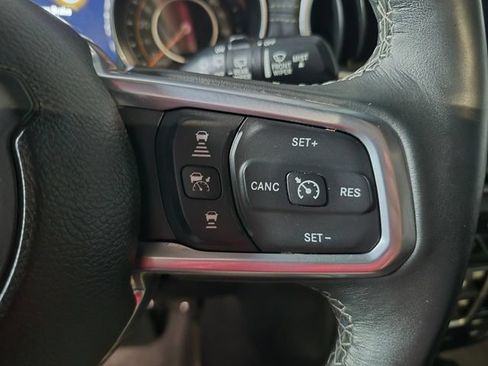 Used 2019 Jeep Wrangler Unlimited Sahara w/ Quick Order Package 24M Moab AWD/4WD image 20