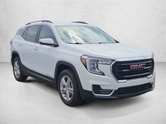 Used 2022 GMC Terrain SLE w/ Driver Convenience Package FWD video 3