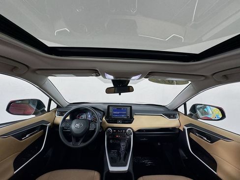 Used 2022 Toyota RAV4 XLE w/ Convenience Package image 40