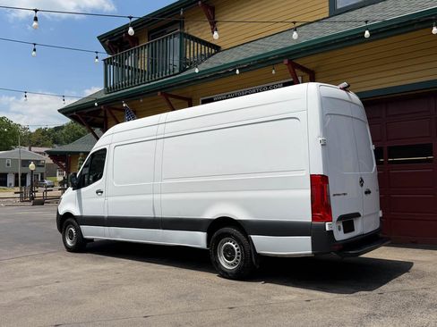 Used 2019 Mercedes-Benz Sprinter 170 image 13