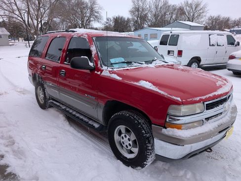 Used 2000 Chevrolet Tahoe LS w/ LS Preferred Equipment Group image 4