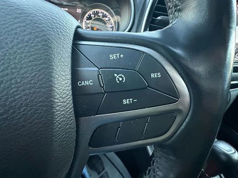 Used 2020 Jeep Cherokee Limited FWD image 24