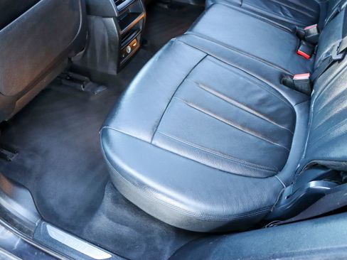 Used 2014 BMW X5 xDrive50i image 29