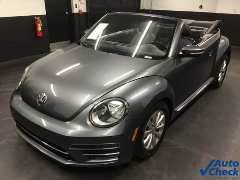 Used 2019 Volkswagen Beetle 2.0T S image 6