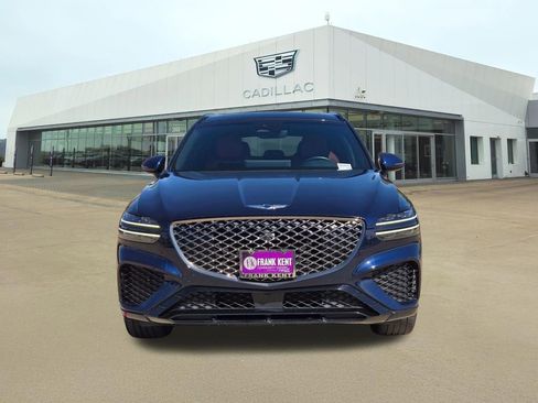 Used 2023 Genesis GV70 2.5T w/ Sport Prestige Package image 2