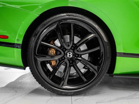 New 2024 Bentley Continental GT V8 image 14