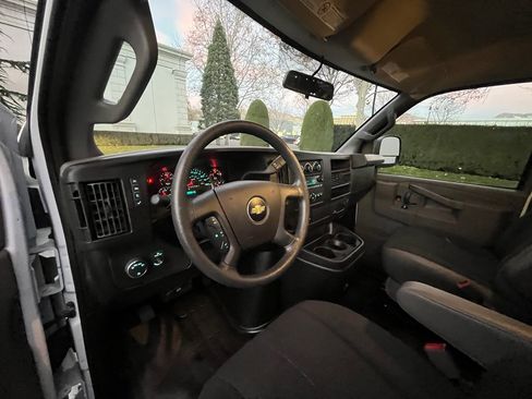 Used 2024 Chevrolet Express 2500 w/ Driver Convenience Package image 16