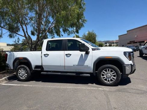 Used 2024 GMC Sierra 2500 Pro AWD/4WD image 4