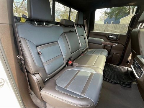 Used 2023 GMC Sierra 2500 Denali AWD/4WD image 24