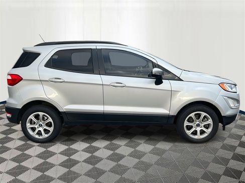 Used 2020 Ford EcoSport SE image 5