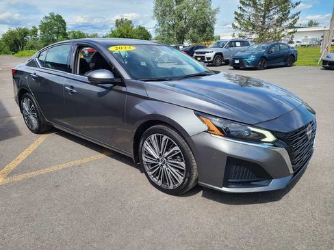Used 2023 Nissan Altima 2.5 SL AWD/4WD image 4