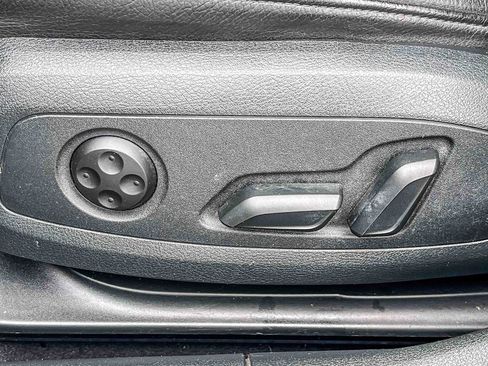 Used 2017 Audi A4 2.0T Premium Plus w/ Premium Plus Package image 21