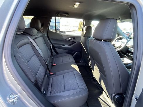 New 2026 Chevrolet Equinox LT w/ Safety and Technology Package image 17