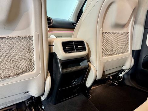 Used 2022 Mercedes-Benz GLE 350 image 30