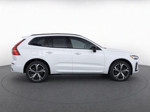 Used 2025 Volvo XC60 B5 Ultra w/ Protection Package Premier AWD/4WD image 4