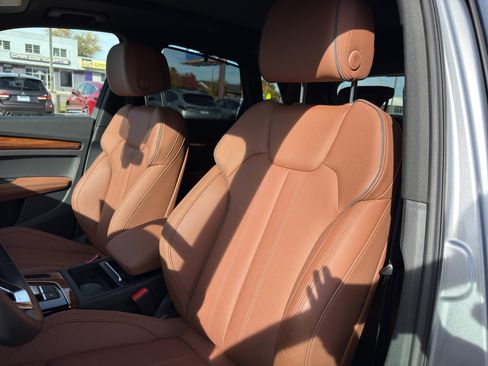 Used 2022 Audi Q5 2.0T Prestige image 12