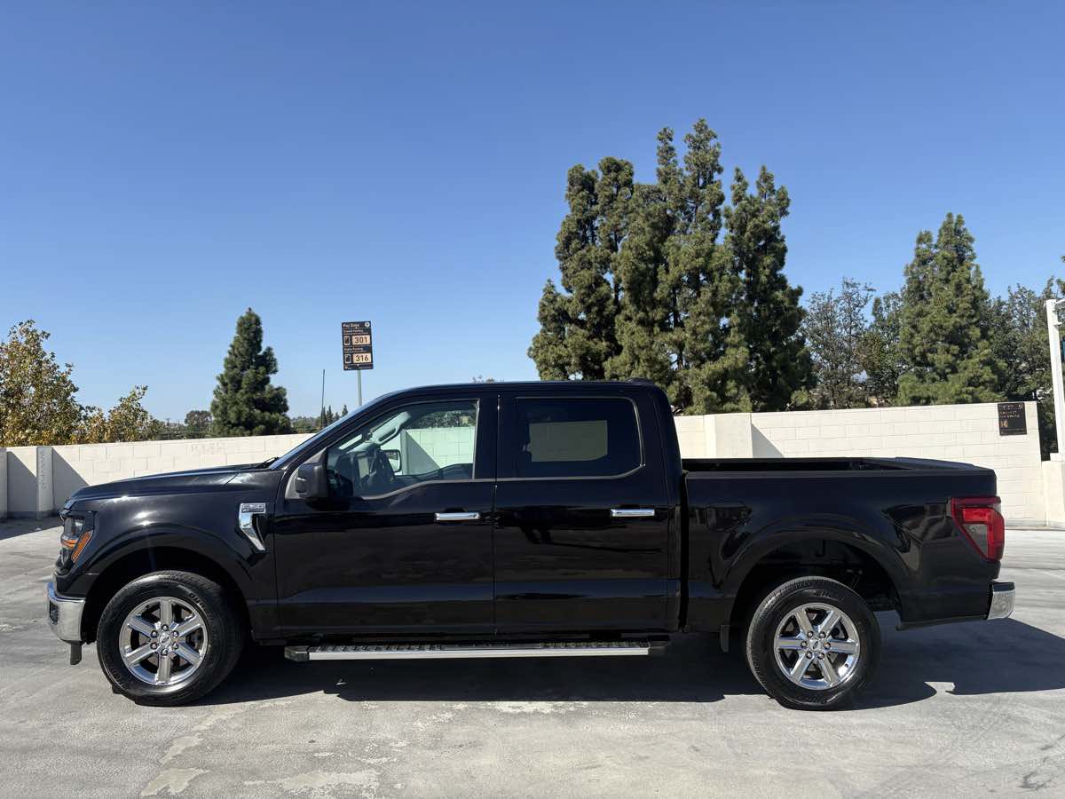 Used 2025 Ford F150 XLT w/ Equipment Group 301A Standard RWD image 8