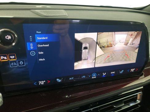 New 2026 Chevrolet Traverse Z71 w/ Enhanced Driving Package AWD/4WD image 21