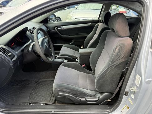 Used 2004 Honda Accord LX image 16