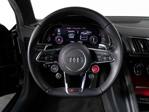 Used 2018 Audi R8 V10 plus image 17