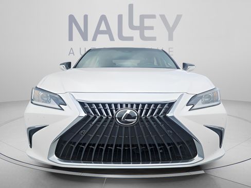 Used 2023 Lexus ES 300h w/ Premium Package FWD image 8