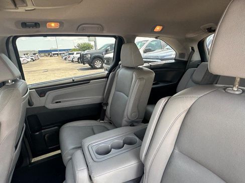 Used 2019 Honda Odyssey Elite image 13