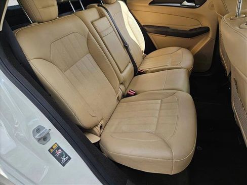 Used 2017 Mercedes-Benz GLE 350 image 18