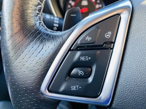 Used 2019 Chevrolet Camaro SS image 30