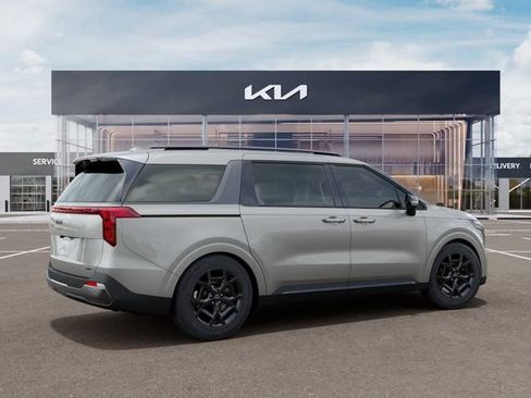 New 2027 Kia Carnival EX FWD image 6