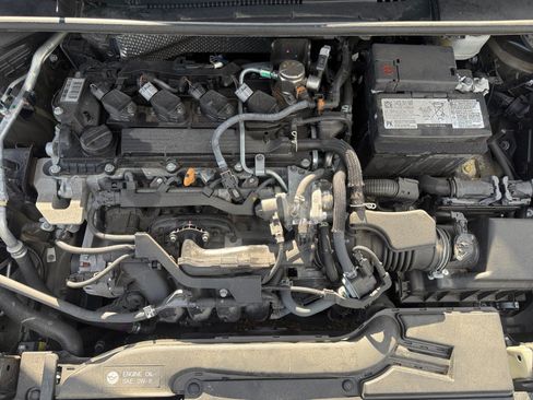 Used 2025 Toyota Corolla LE FWD image 21
