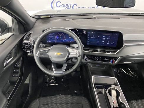 Certified 2025 Chevrolet Equinox LT image 15